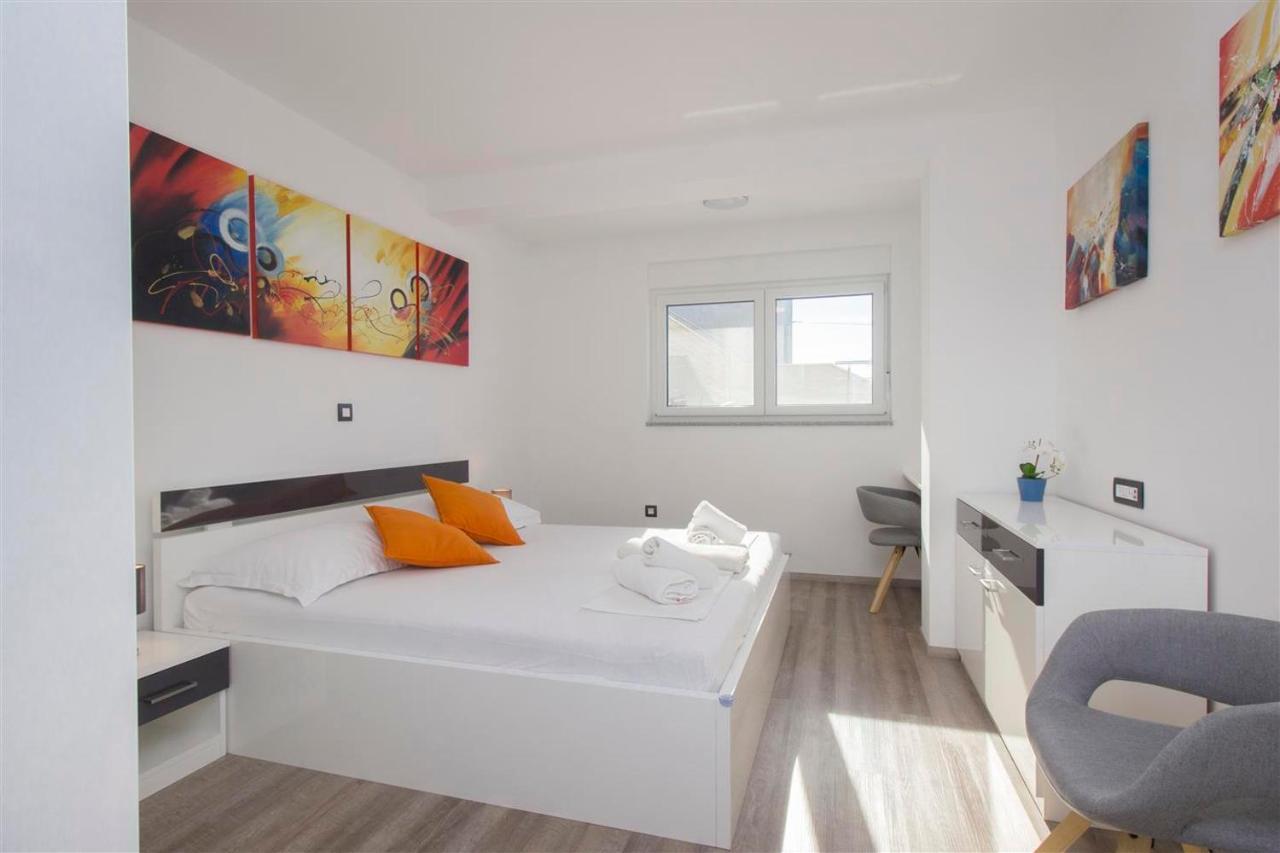 Villa Top Of Murter, Three Bedroom Apartment Exterior foto