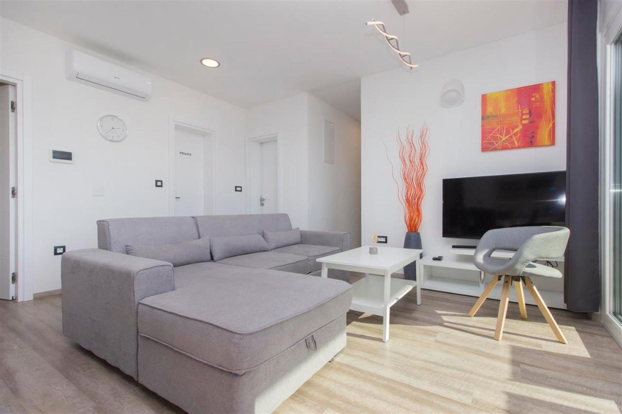 Villa Top Of Murter, Three Bedroom Apartment Exterior foto